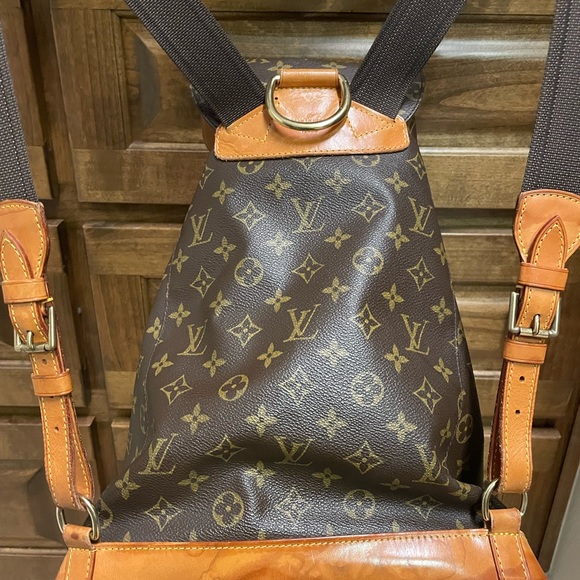 Louis Vuitton Vintage Montsouris Backpack Monogram Canvas - Picture 8 of 10